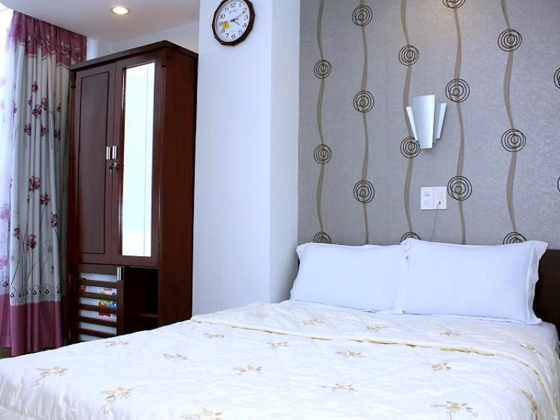 Quoc Te Hotel 芽庄 外观 照片